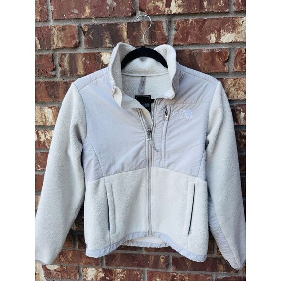 The North Face extra small woman jacket color cream used in good condition heigh - Picture 1 of 16